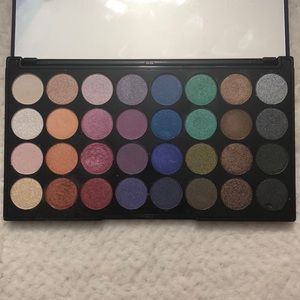 Makeup Revolution Mermaids Forever Palette
